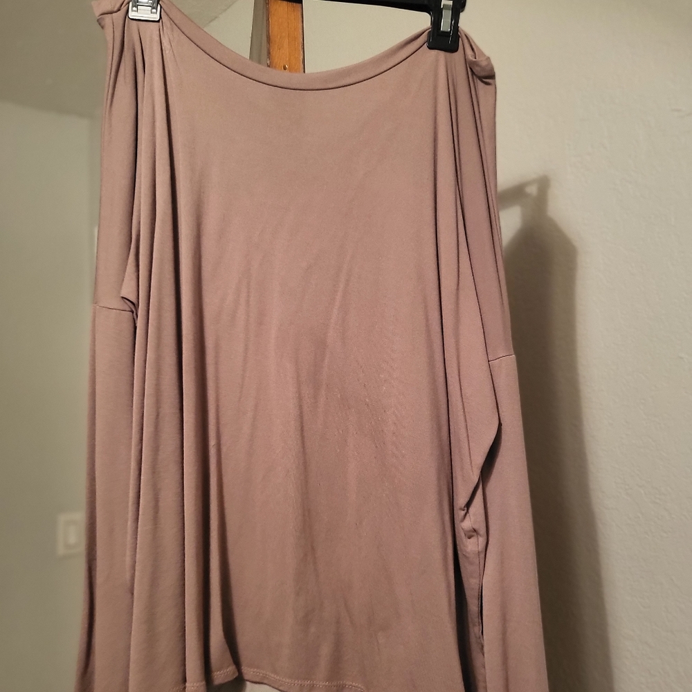 Jella C off shoulder shirt